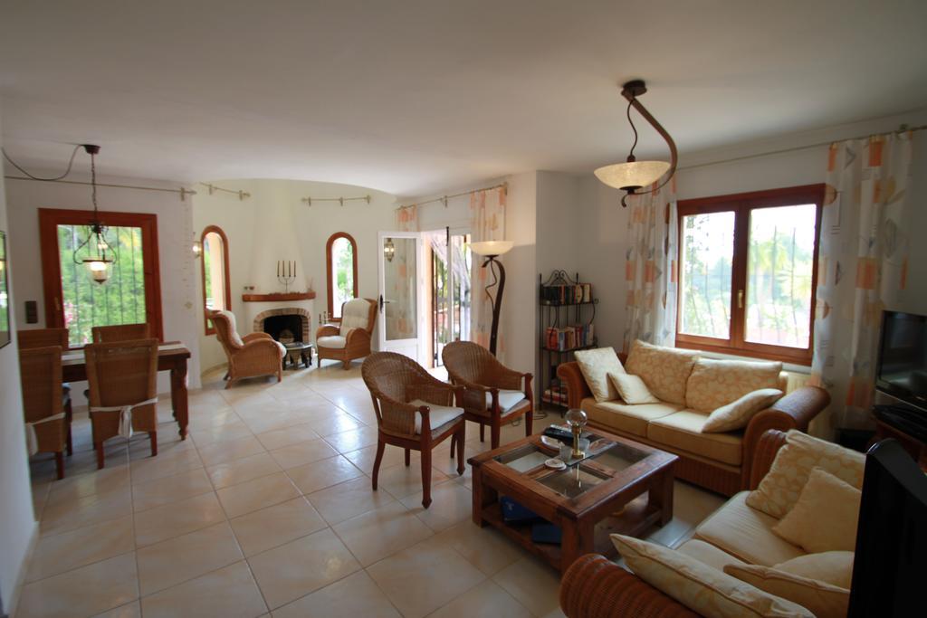 Chrisuli - Well Furnished Villa With Panoramic Views In Moraira Ruang foto